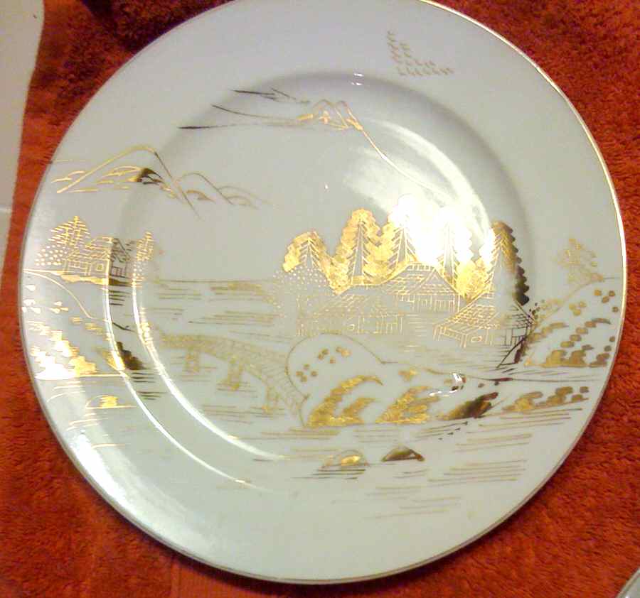 KUT295 Dinner Plate by Kutani-1