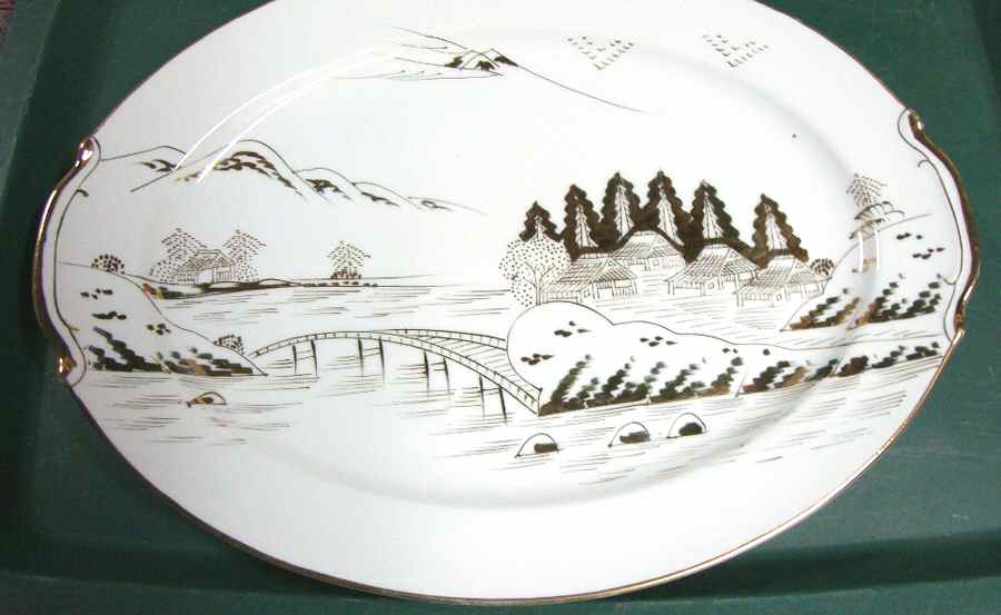 KUT295 14" Oval Serving Platter by Kutani-1
