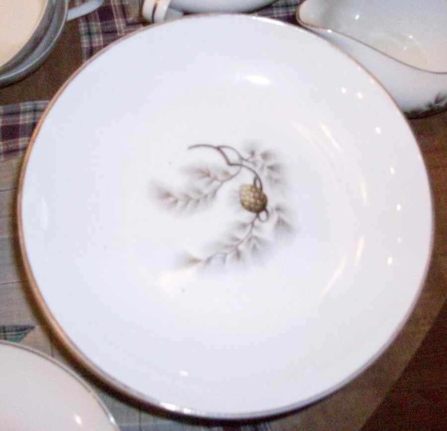 KUT297 Dinner Plate by Kutani-1