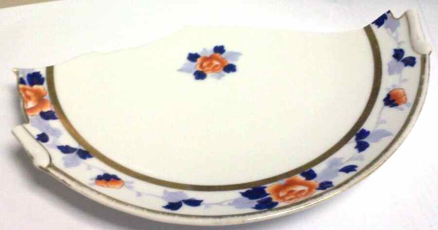 KOK18 Handled Cake Plate by Kokura-1