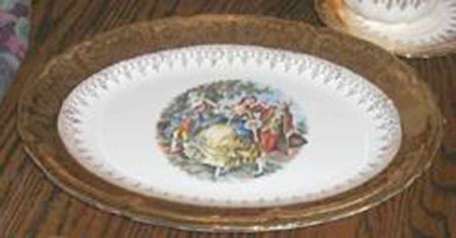 KNO1074 12" Oval Serving Platter by Edwin Knowles-1