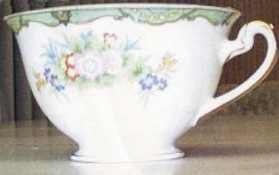 KIK67 Footed Cup by Kikusui-1