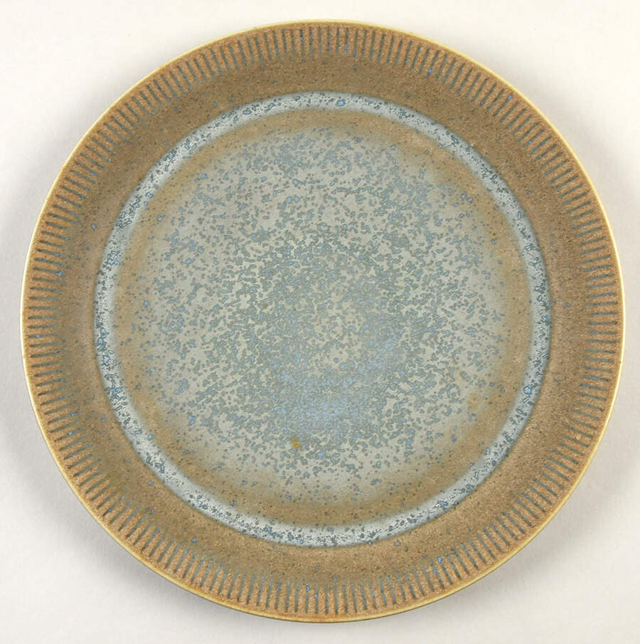 KNA5 Dinner Plate by Knabstrup-1