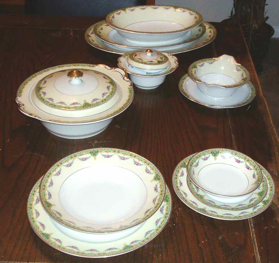 27407 10" Oval Vegetable Bowl by KPM-1