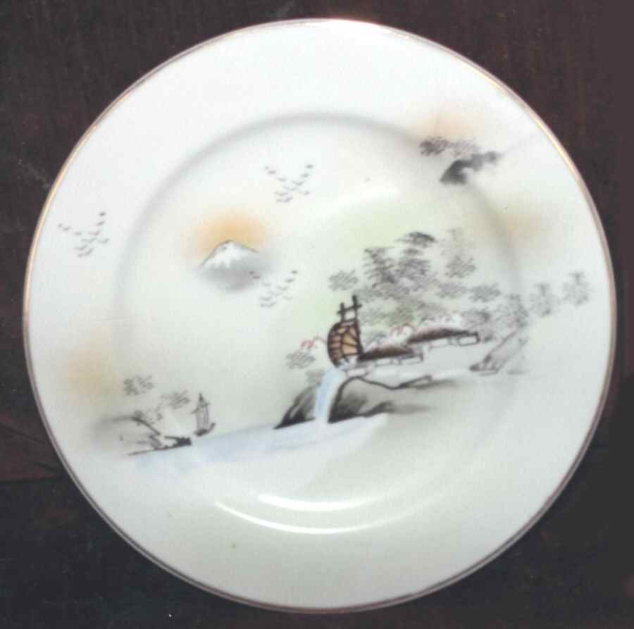 KUT323 Dinner Plate by Kutani-1