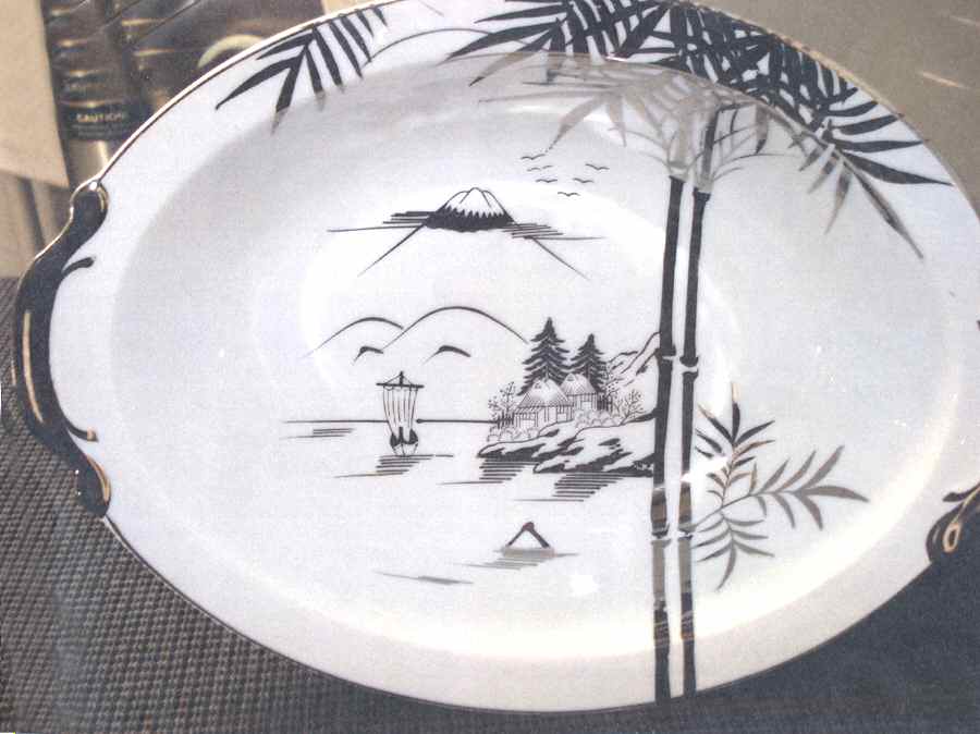 KUT324 9" Oval Vegetable Bowl by Kutani-1