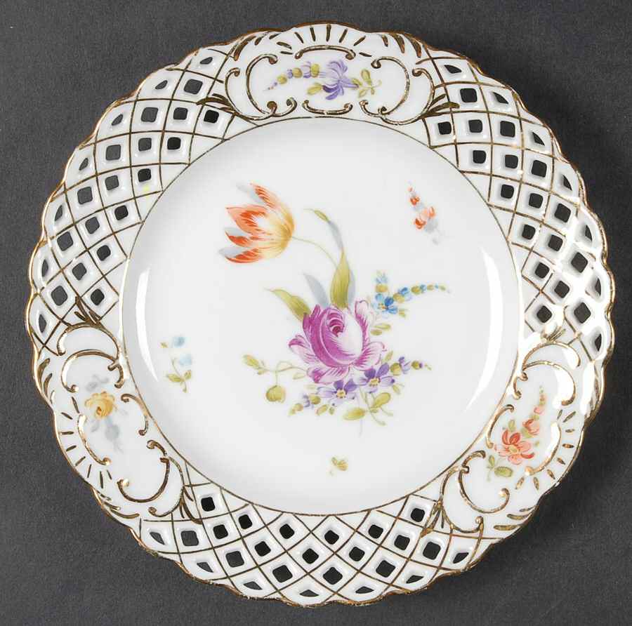 KLE39 Bread & Butter Plate by Richard Klemm-1