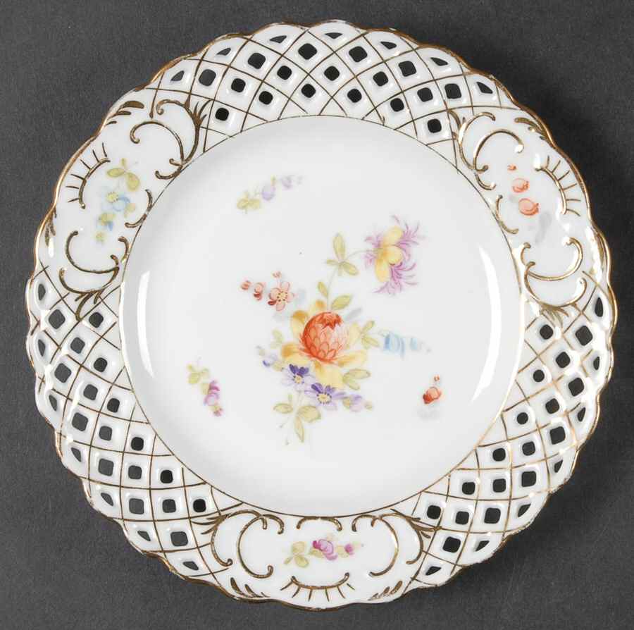 KLE39 Bread & Butter Plate by Richard Klemm-1