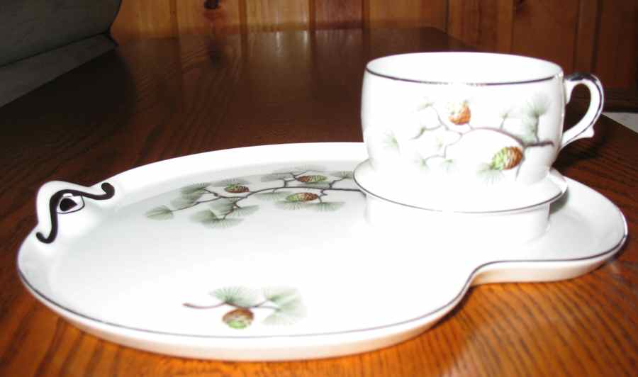 KUT328 Snack Plate & Cup Set by Kutani-1