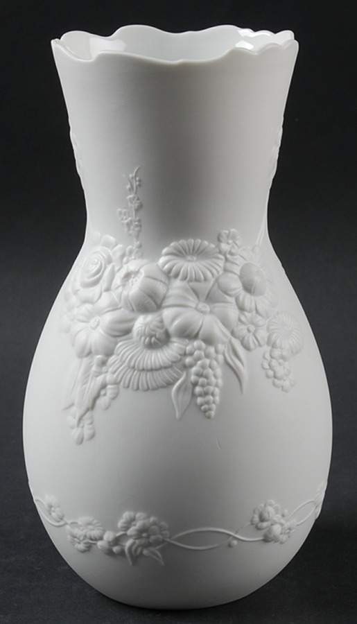 1348-1 7" Vase by Kaiser-1