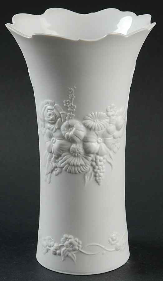 1348-1 7" Vase by Kaiser-1