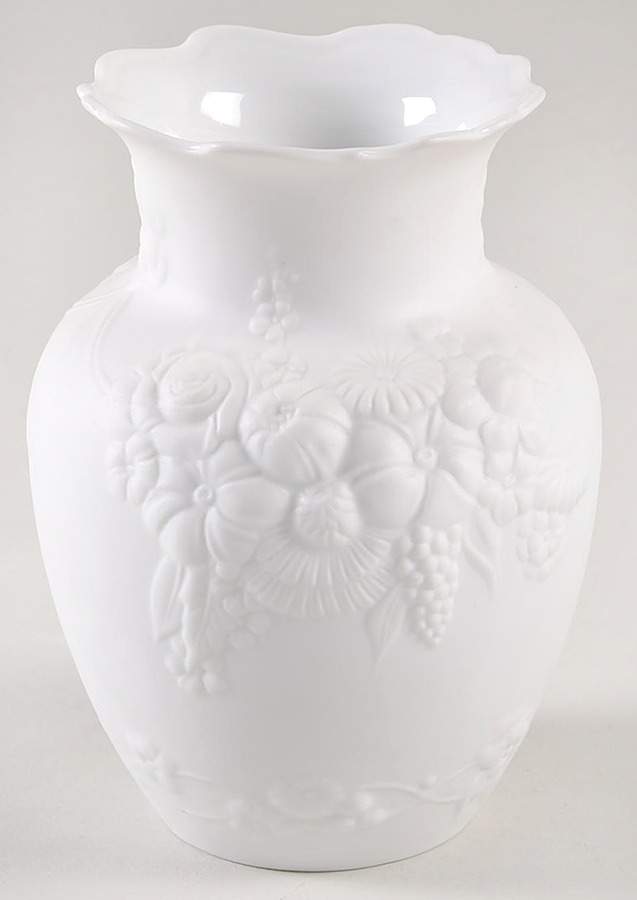 1348-1 4" Vase by Kaiser-1