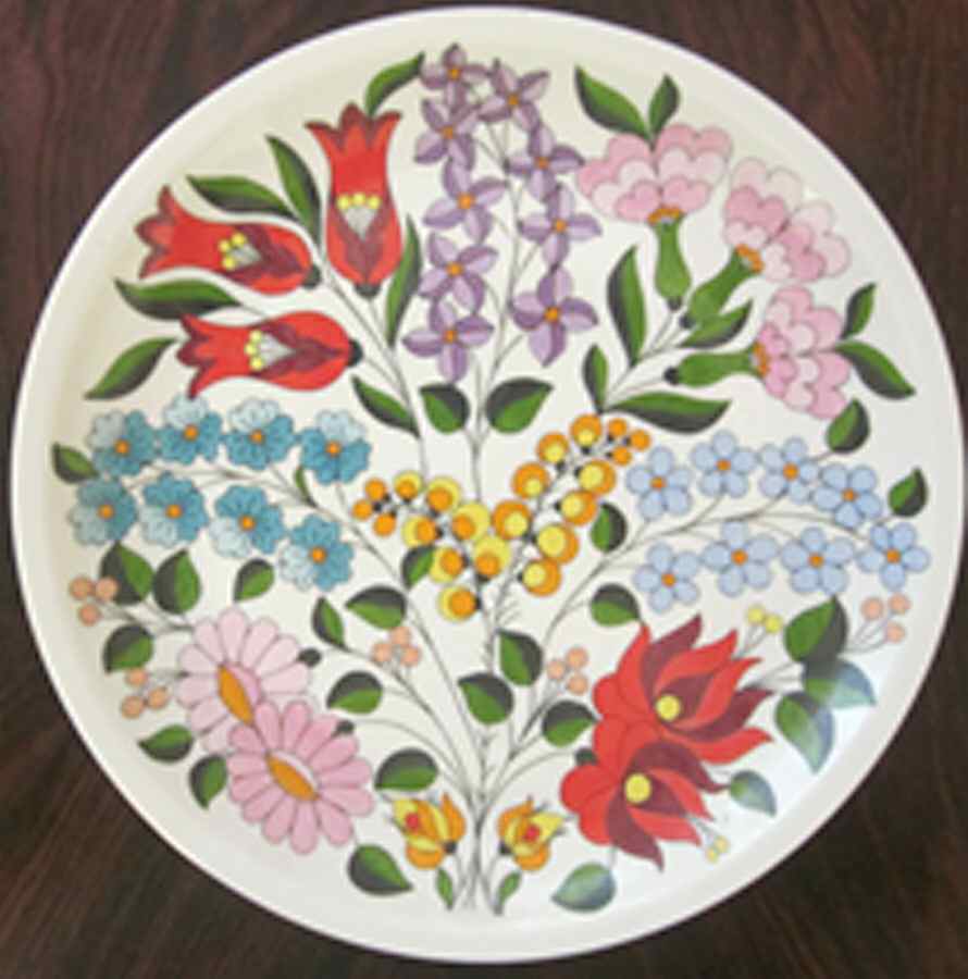 Hunicaap Dinner Plate by Kalocsa-1