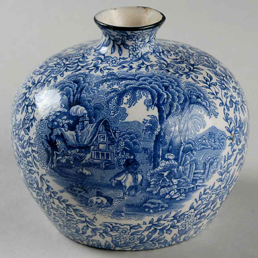 Ye Olde 3" Vase by James Kent (England)-1