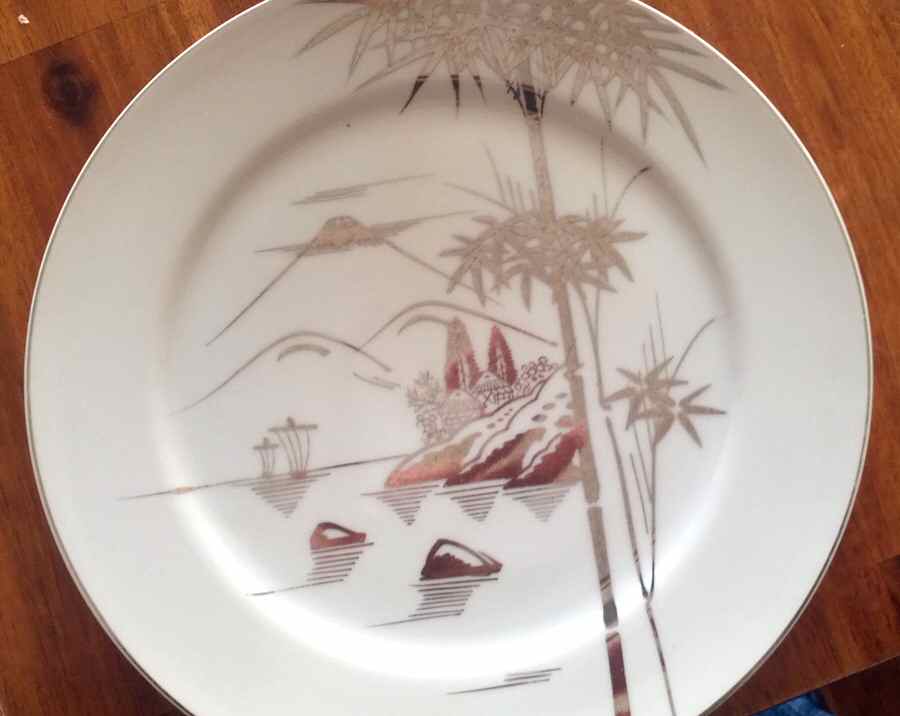 KUT339 Dinner Plate by Kutani-1