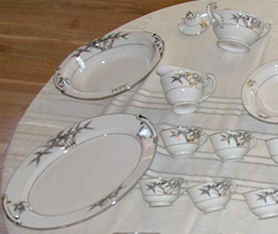 KUT343 12" Oval Serving Platter by Kutani-1