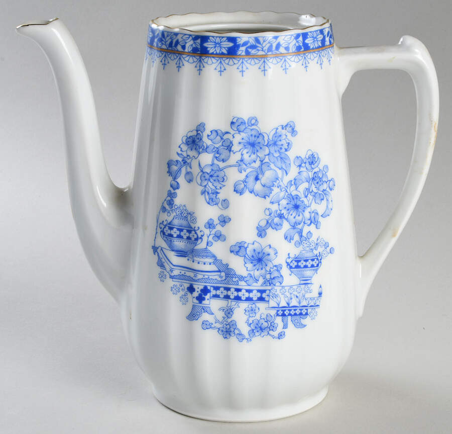China Blau Coffee Pot No Lid by Kahla-1