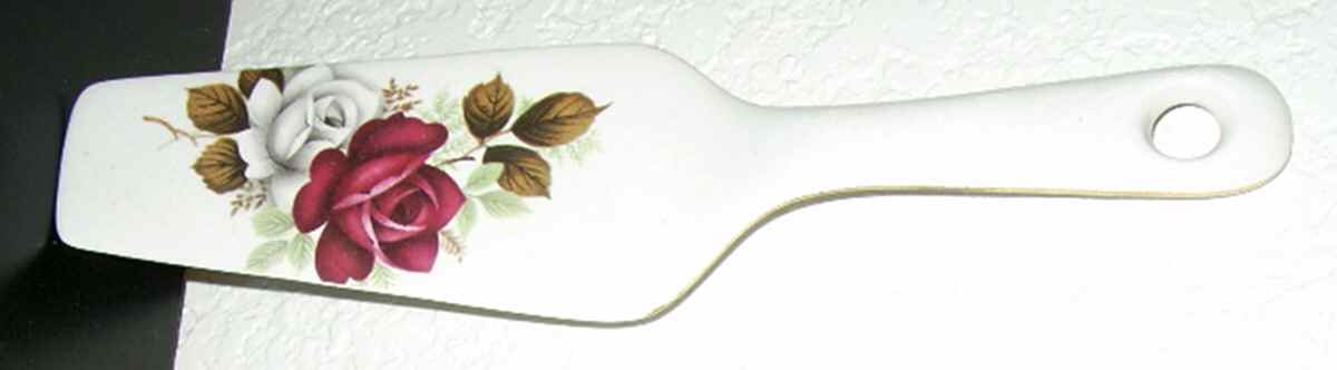 KNT53 Solid Ceramic Pie/Cake Server by James Kent (England)-1