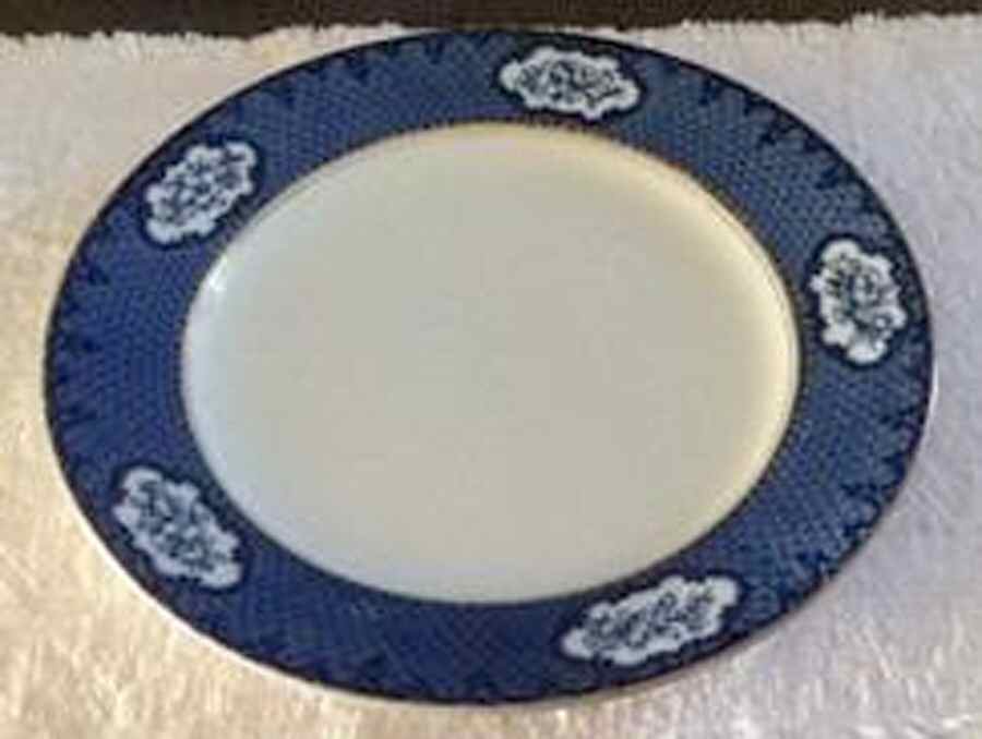 Cranford Dinner Plate by Keeling & Co-1