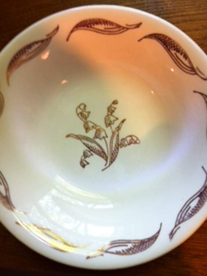 KNO1230 Fruit/Dessert (Sauce) Bowl by Edwin Knowles-1