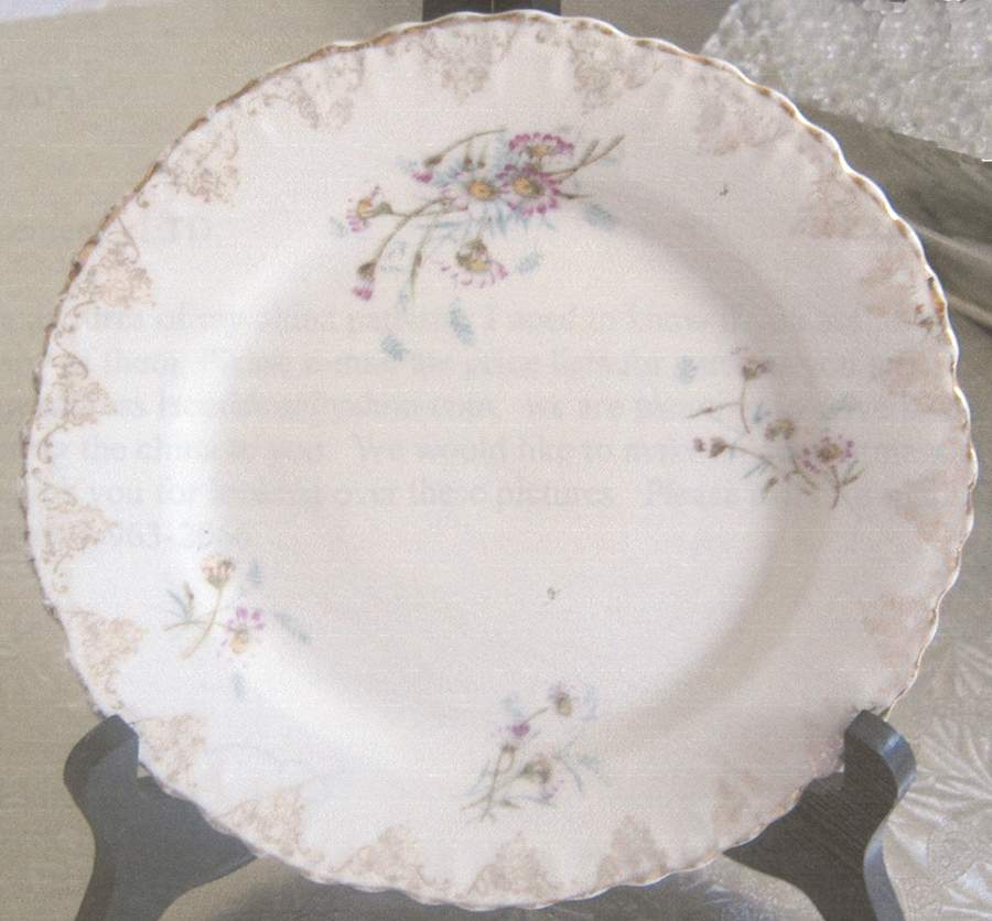 KPM279 Dinner Plate by KPM-1