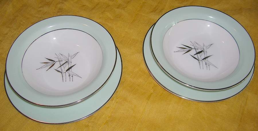 3030 Coupe Soup Bowl by Kutani-1