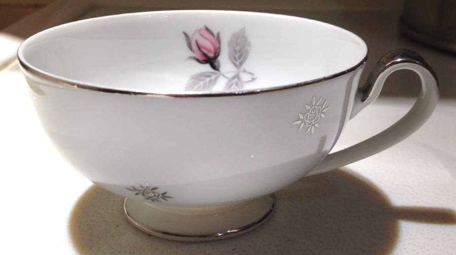 KON135 Footed Cup by Kongo-1