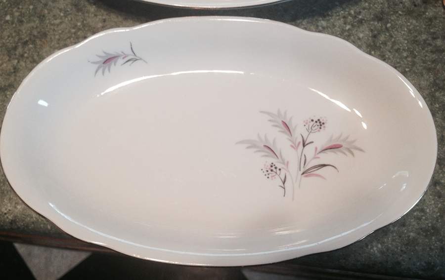 KHL114 14" Oval Serving Platter by Kahla-1