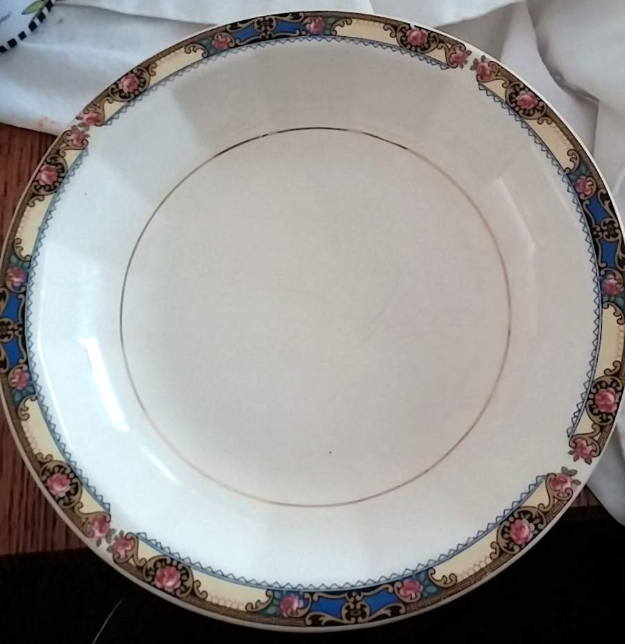KNO1244 Rim Soup Bowl by Edwin Knowles-1
