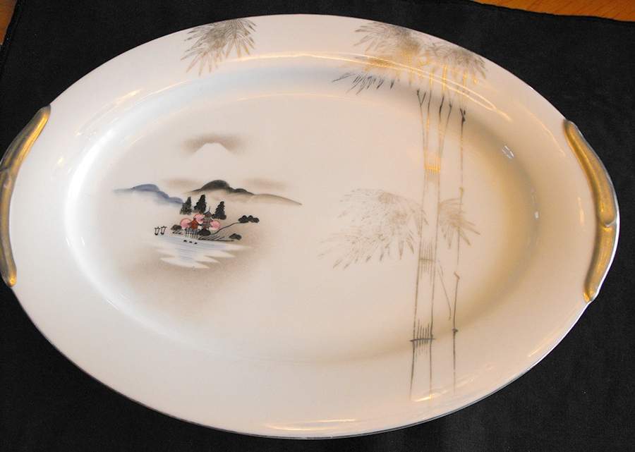 KUT376 14" Oval Serving Platter by Kutani-1