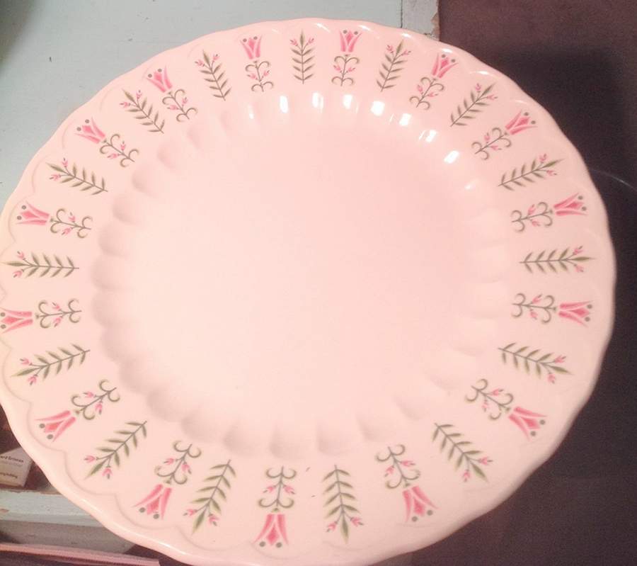 Mount Vernon Dinner Plate by Edwin Knowles-1
