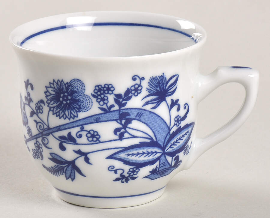 Blo1 (Swirled) Flat Demitasse Cup by Korona (Poland)-1