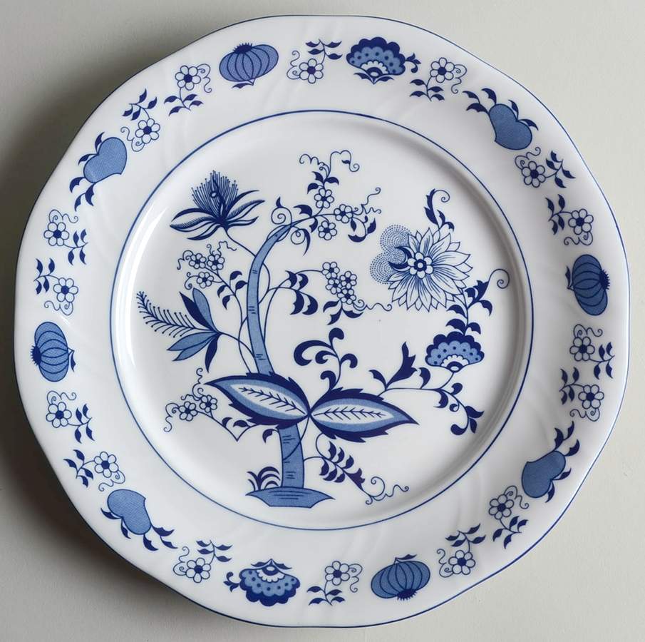 Blo1 (Swirled) Dinner Plate by Korona (Poland)-1
