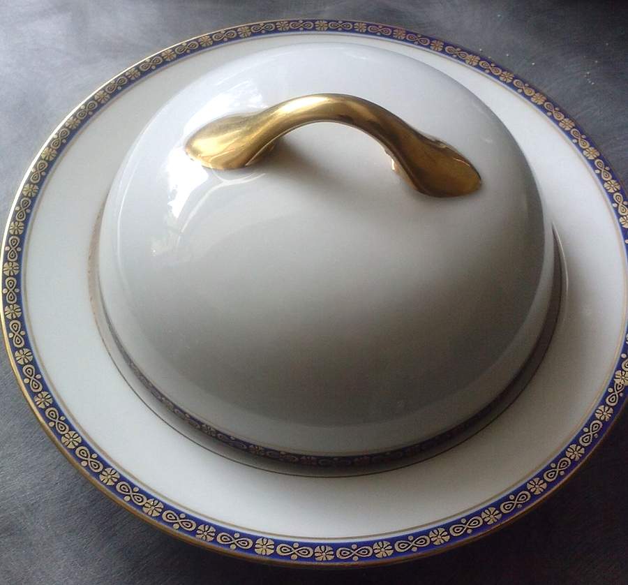 26921 Round Covered Butter by KPM-1