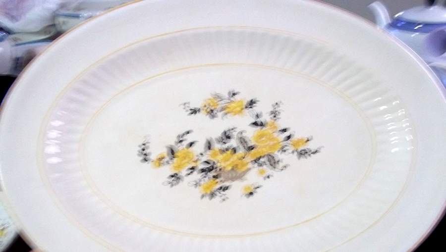 KNO1275 14" Oval Serving Platter by Edwin Knowles-1