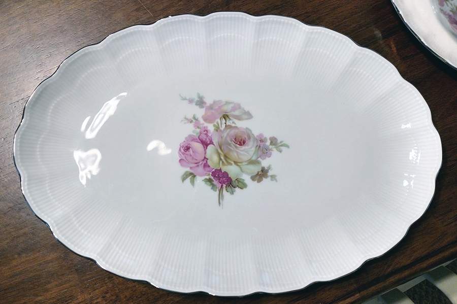 KAI80 14" Oval Serving Platter by Kaiser-1