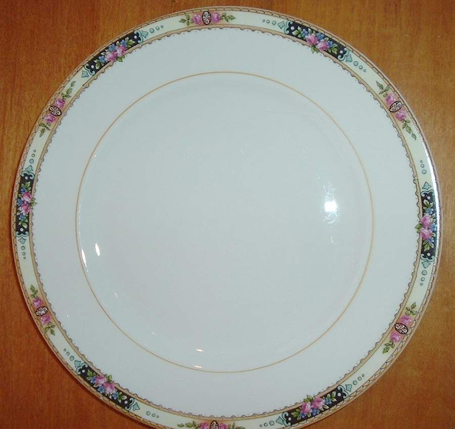 KTK230 Luncheon Plate by Knowles, Taylor & Knowles-1