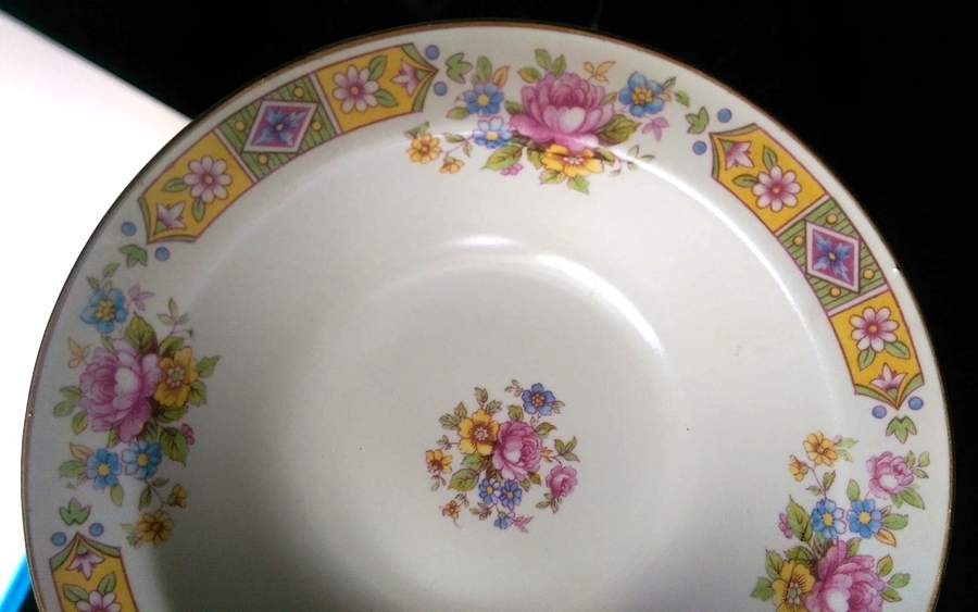 KNO1293 Fruit/Dessert (Sauce) Bowl by Edwin Knowles-1
