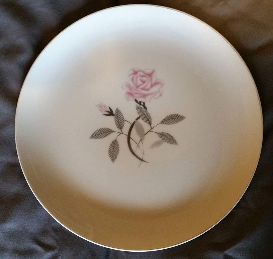KUT403 Dinner Plate by Kutani-1
