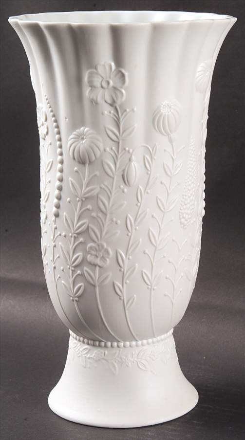 Florence Collection 10" Vase by Kaiser-1