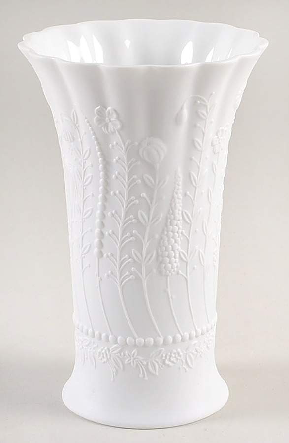 Florence Collection 6" Vase by Kaiser-1