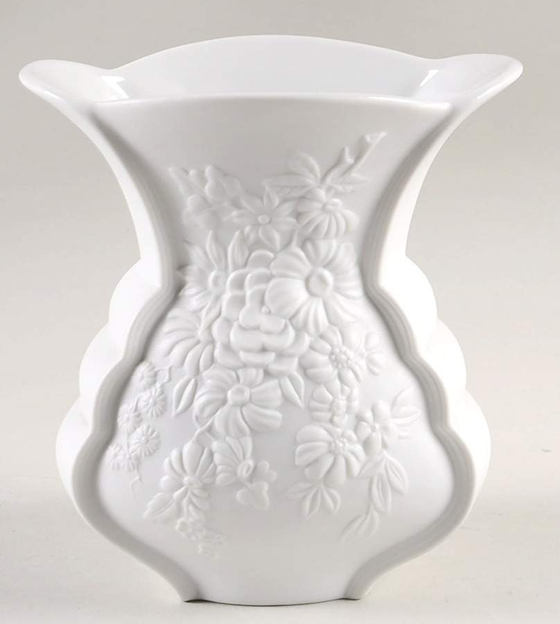 0389 5" Vase by Kaiser-1