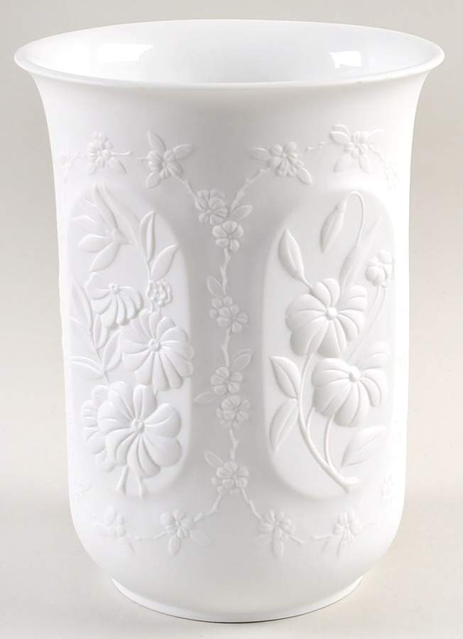 0821 7" Vase by Kaiser-1