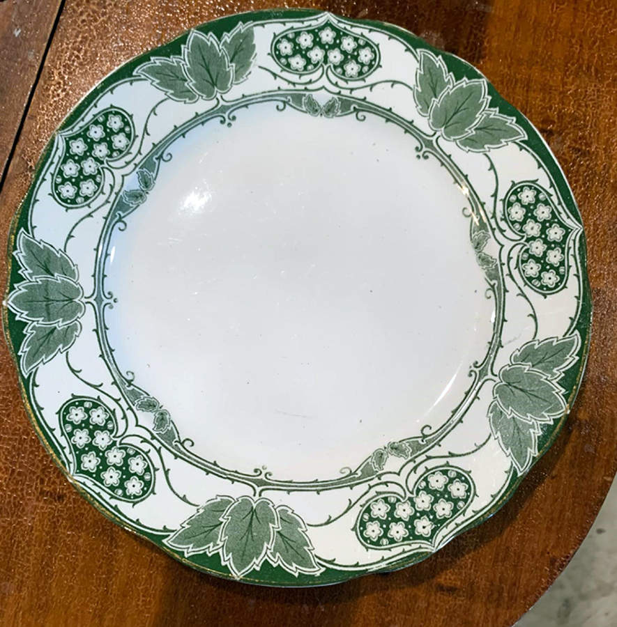 York Green Dinner Plate by Keeling & Co-1