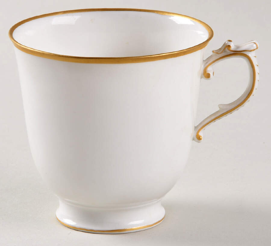 KPM325 Footed Cup by KPM-1