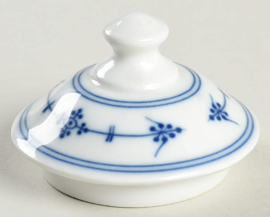 Strawflower Lid for Coffee Pot by Kronester-1