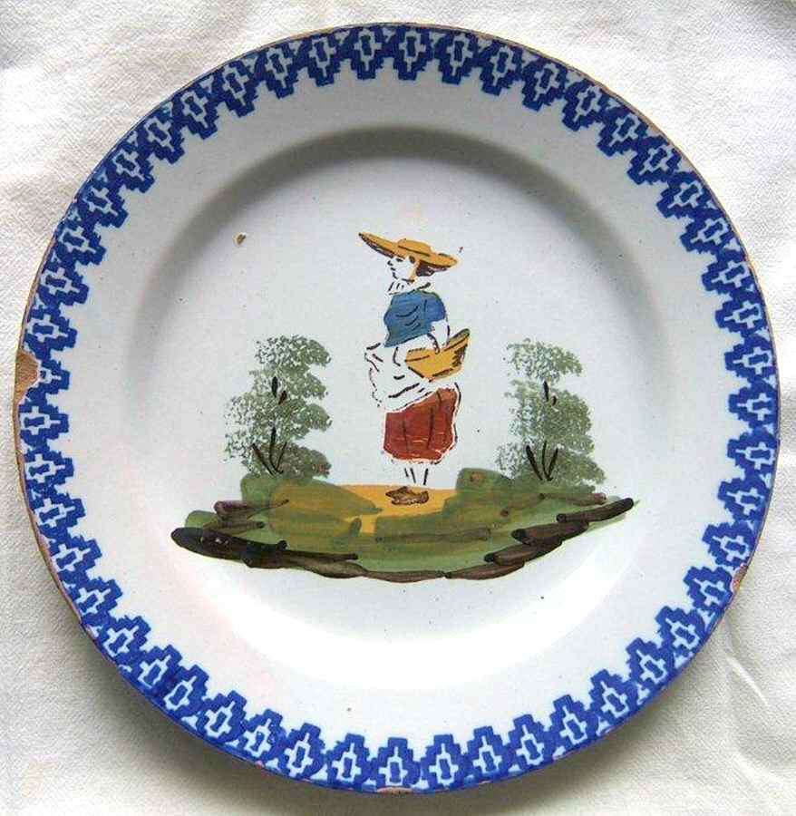 LUN35 Dinner Plate by Luneville-1