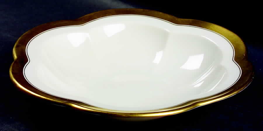 86 1-2 Oyster Plate by Lenox-1