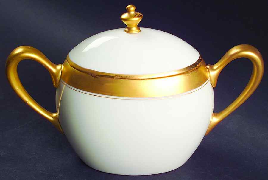 86 1-2 Sugar Bowl & Lid by Lenox-1