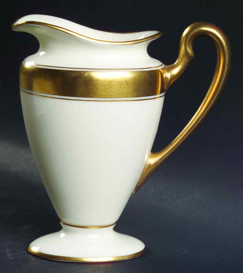 86 1-2 Creamer by Lenox-1